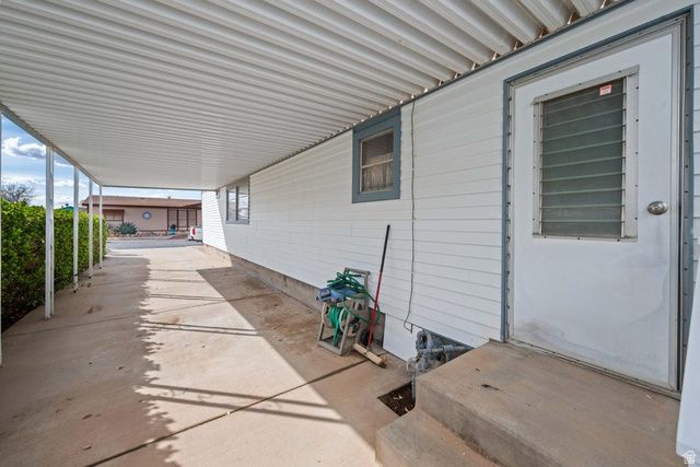 102 N 3910 W, Hurricane, UT 84737