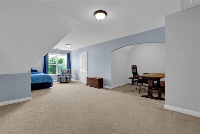 933 Whistler Lane, Canton, GA 30114