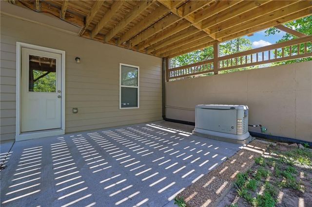 933 Whistler Lane, Canton, GA 30114