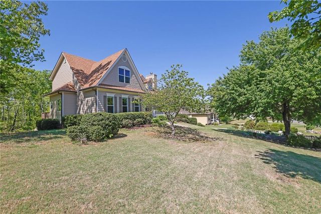 933 Whistler Lane, Canton, GA 30114