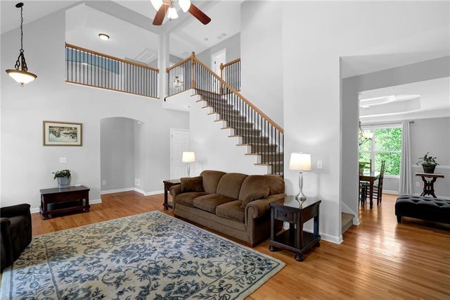 933 Whistler Lane, Canton, GA 30114