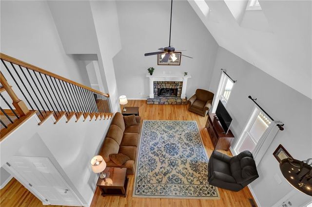 933 Whistler Lane, Canton, GA 30114