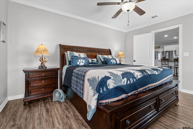 19764 E FM 837, Frankston, TX 75763