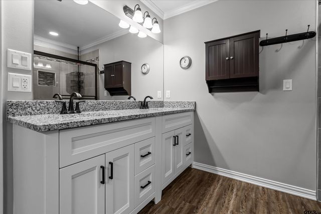 19764 E FM 837, Frankston, TX 75763