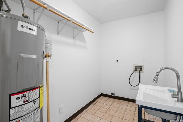 110 live oak, Kerrville, TX 78028