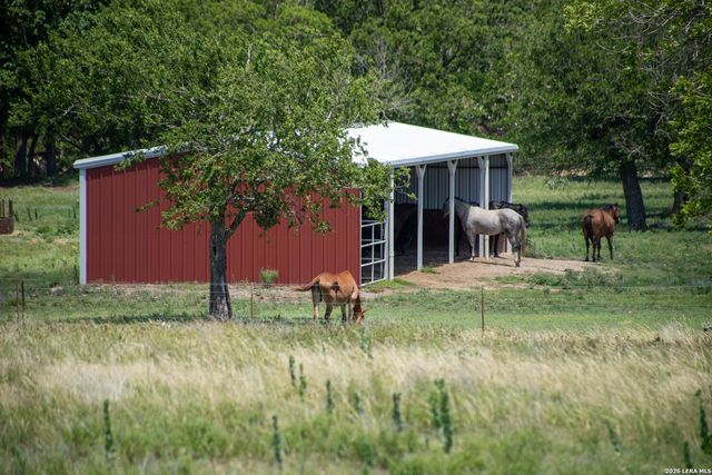 110 live oak, Kerrville, TX 78028