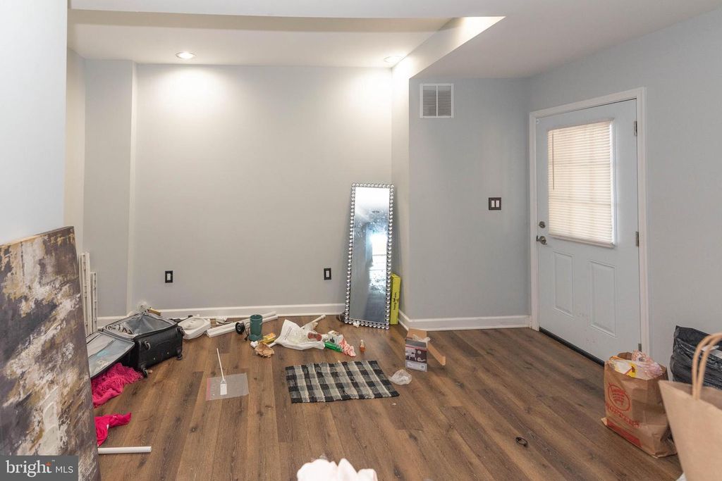 3302 GWYNNS FALLS PKWY, Baltimore, MD 21216