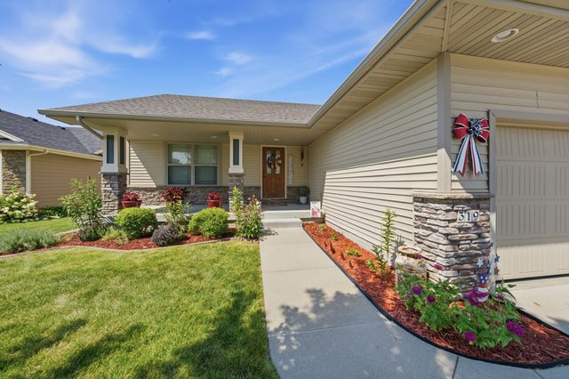 319 31st Street SW, Altoona, IA 50009