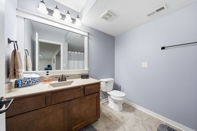 319 31st Street SW, Altoona, IA 50009