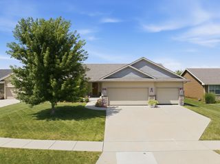 319 31st Street SW, Altoona, IA 50009