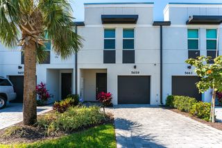 5659 Enclave Dr, Mangonia Park, FL 33407