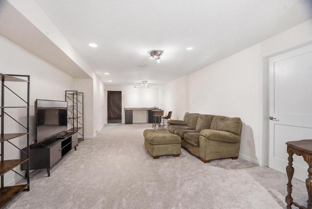 W5148 Kennedy DRIVE, Fond Du Lac, WI 54937