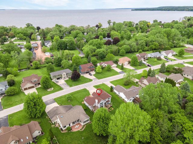 W5148 Kennedy DRIVE, Fond Du Lac, WI 54937