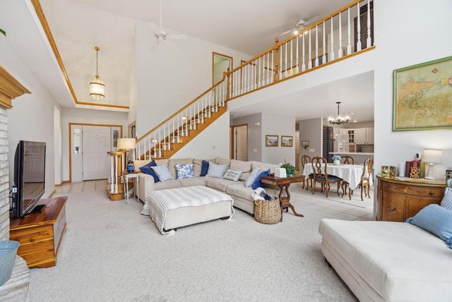 W5148 Kennedy DRIVE, Fond Du Lac, WI 54937