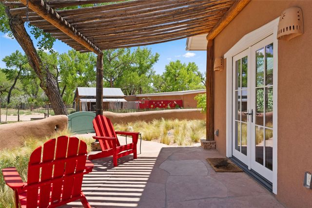 71 County Road 155, Abiquiu, NM 87510