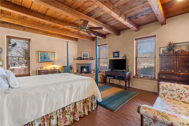71 County Road 155, Abiquiu, NM 87510