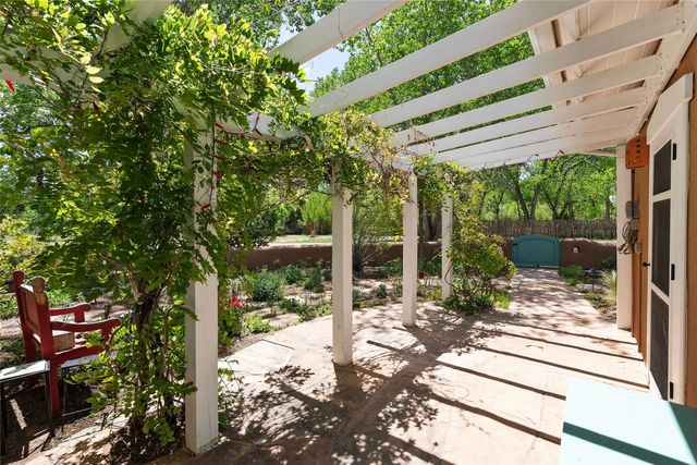 71 County Road 155, Abiquiu, NM 87510