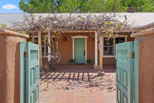 71 County Road 155, Abiquiu, NM 87510