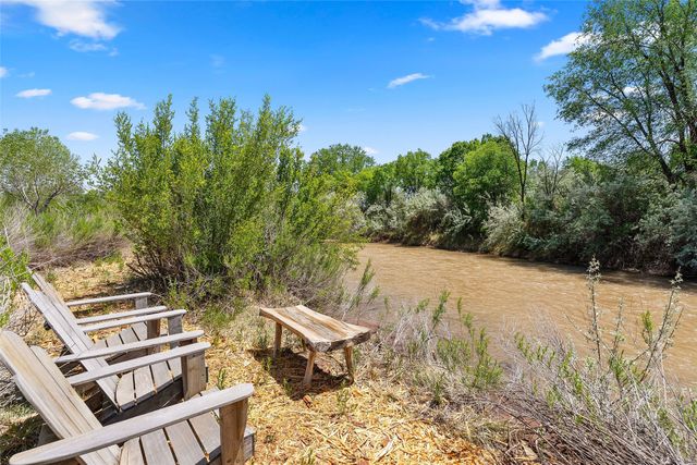 71 County Road 155, Abiquiu, NM 87510