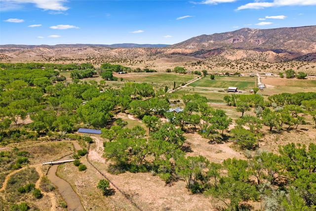 71 County Road 155, Abiquiu, NM 87510