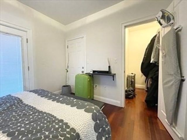 35 Magnolia Ave 2, Cambridge, MA 02138