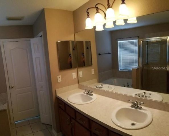 2841 GIRVAN DRIVE, Land O Lakes, FL 34638
