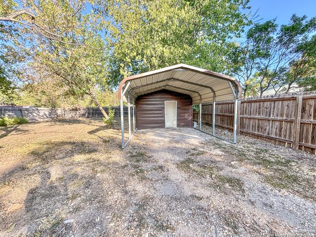 162 W Faust, New Braunfels, TX 78130