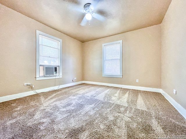 162 W Faust, New Braunfels, TX 78130