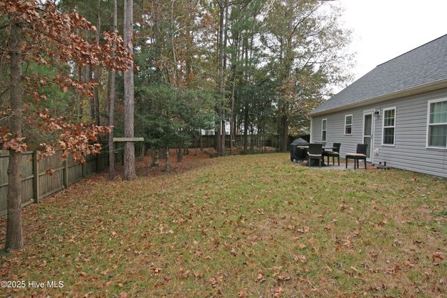 101 Old Dock Landing Road, Sneads Ferry, NC 28460