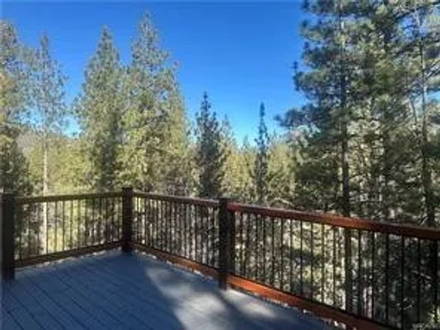 526 Woodside, Big Bear City, CA 92314