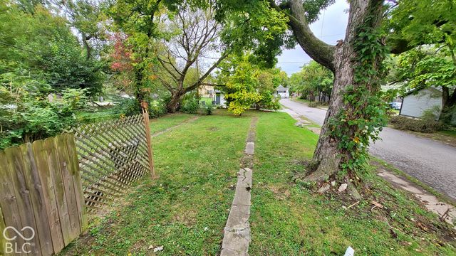 856 N Tacoma Avenue, Indianapolis, IN 46201