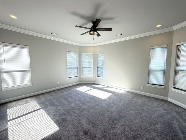 2700 Nottingham Avenue, Bentonville, AR 72713