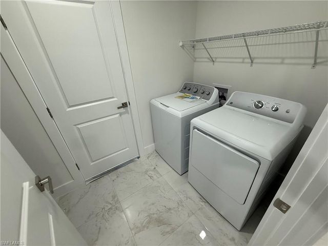 2012 NE 28th ST, Cape Coral, FL 33909