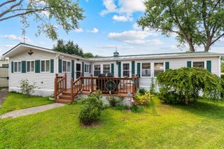 6 East Avenue, Colchester (colchester), VT 05446