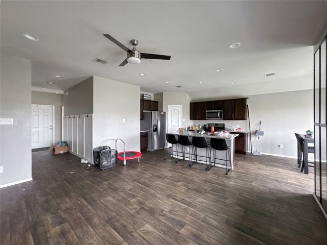 8203 Tamarind Lane, Baytown, TX 77521