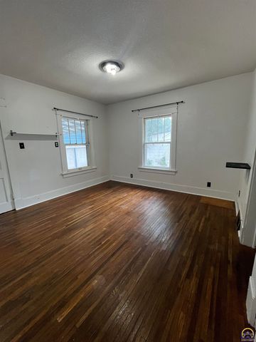 22 S Exchange ST, Emporia, KS 66801