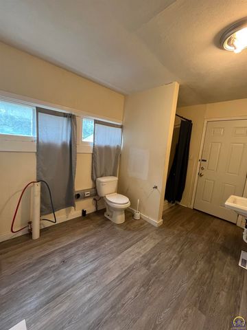 22 S Exchange ST, Emporia, KS 66801