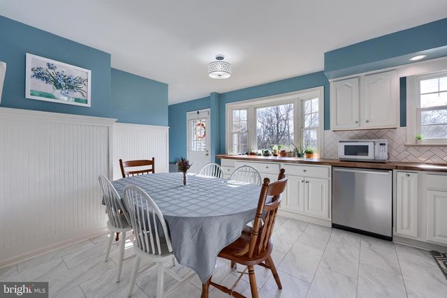 6659 JACKSON DR, Seven Valleys, PA 17360