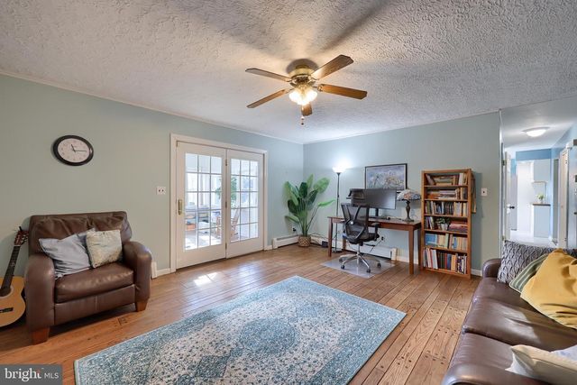 6659 JACKSON DR, Seven Valleys, PA 17360