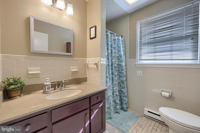 6659 JACKSON DR, Seven Valleys, PA 17360