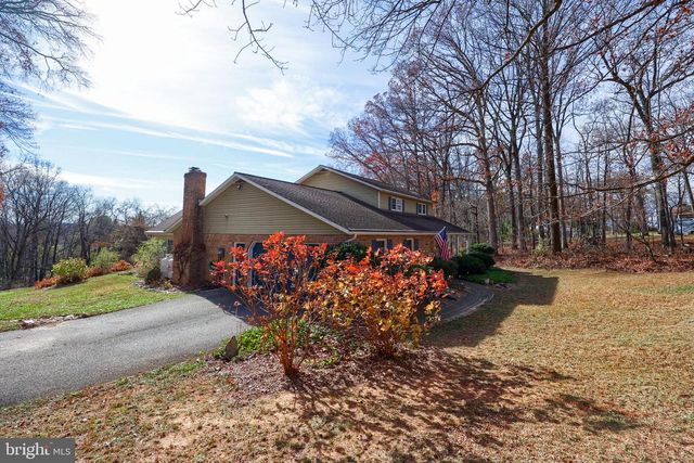 6659 JACKSON DR, Seven Valleys, PA 17360