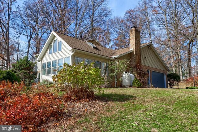 6659 JACKSON DR, Seven Valleys, PA 17360