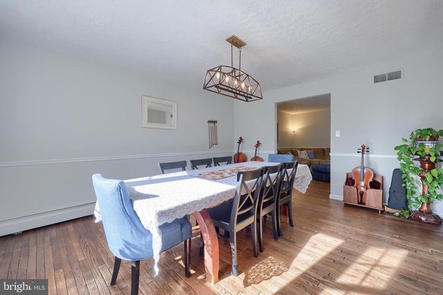 6659 JACKSON DR, Seven Valleys, PA 17360