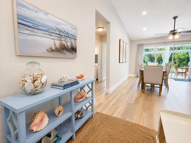 341 Suwanee Avenue, Jupiter, FL 33458
