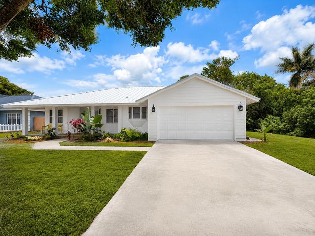 341 Suwanee Avenue, Jupiter, FL 33458
