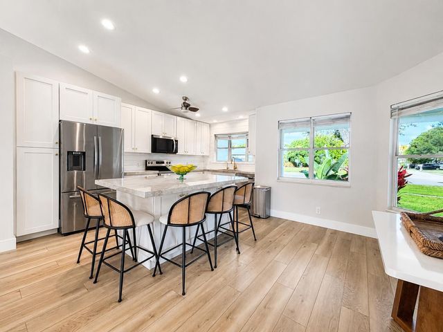 341 Suwanee Avenue, Jupiter, FL 33458