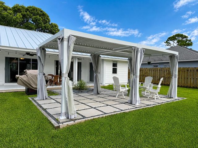 341 Suwanee Avenue, Jupiter, FL 33458
