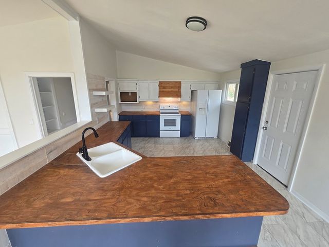 1514 Plaza Dr., Dothan, AL 36303