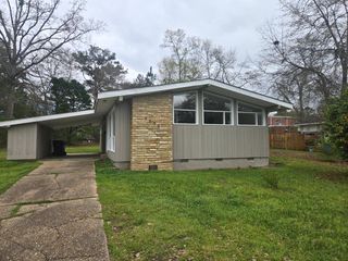 1514 Plaza Dr., Dothan, AL 36303