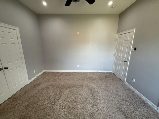 825 Mossey Drive, La Porte, TX 77571